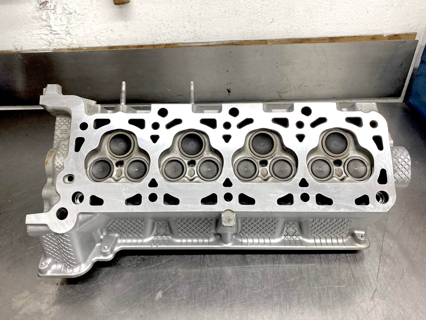 Cabeza de Motor Izquierda Ford 2005-2014 V8 5.4L