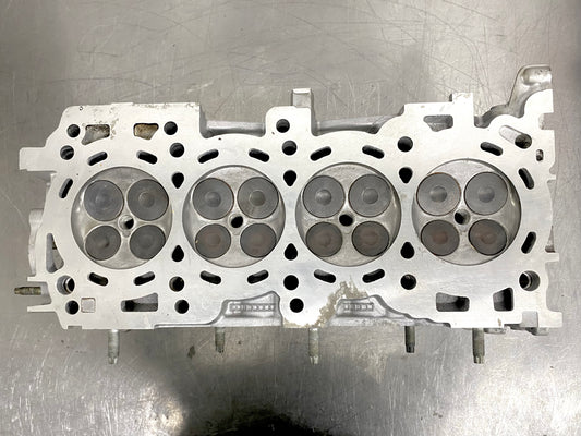 Cabeza de Motor Nissan QR25 2.5L 16 Válvulas 2L8H3