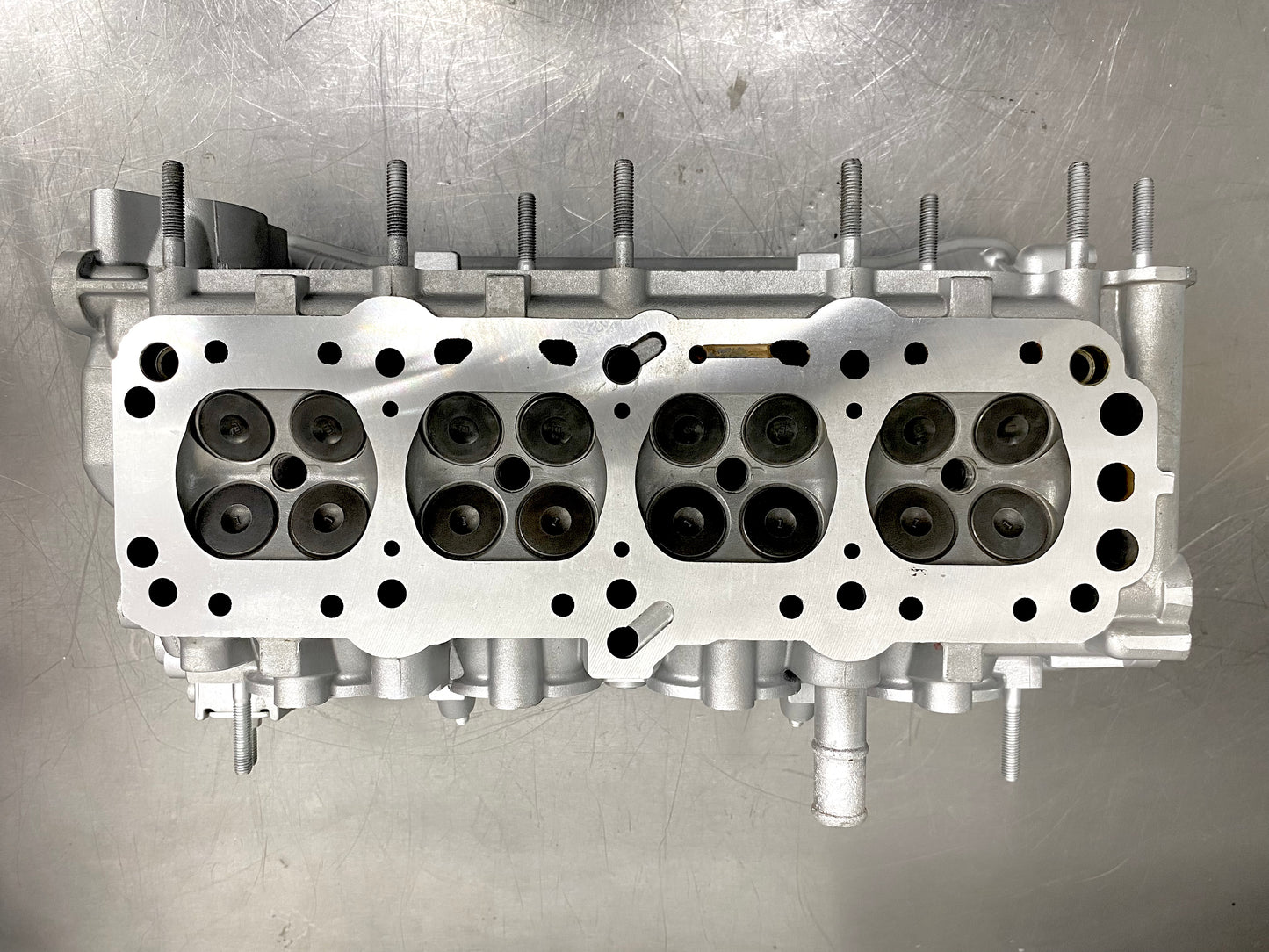 Cabeza de Motor Chevrolet Aveo 2006-2013 1.6L 16 Válvulas