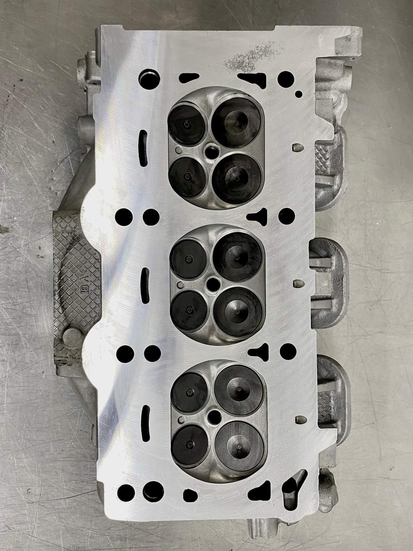 Cabeza de Motor Pentastar Derecha Dodge 2011-2016 3.6L 05184510AJ