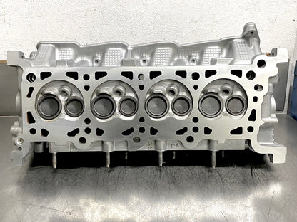 Cabeza de Motor Derecha Ford 2000-2008 V8 5.4L 16 Válvulas