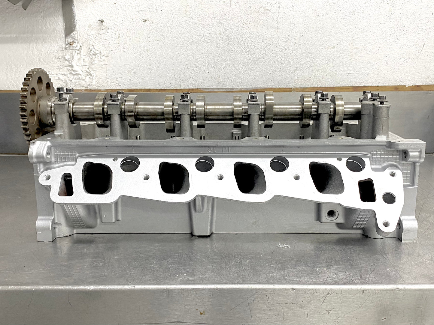 Cabeza de Motor Derecha Ford 2000-2008 V8 5.4L 16 Válvulas